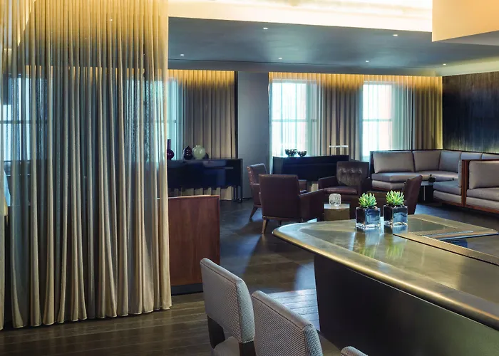 The Knickerbocker Hotel